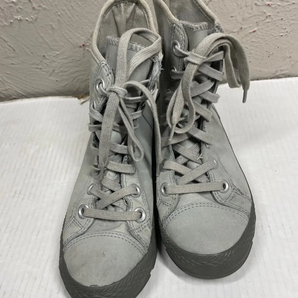 CONVERSE CHUCK TAYLOR HI TOP OUTSIDER BOOTS GREY men’s size 4‎